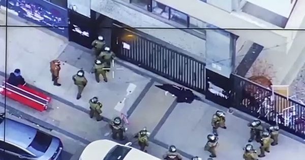 [VIDEO] Desalojan seis liceos tomados en Santiago: estudiantes protestan pidiendo cambios en la educación pública.