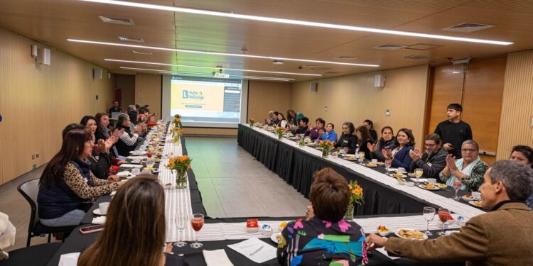 Vecinos mejoran su calidad de vida gracias al programa Más Salud Contigo.