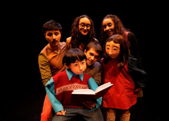 El cabro chico de los fósiles: teatro relajado para la familia en GAM