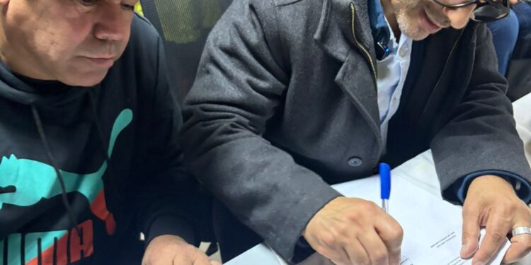 Recoleta le hace un comodato a la JJ.VV. El Esfuerzo.