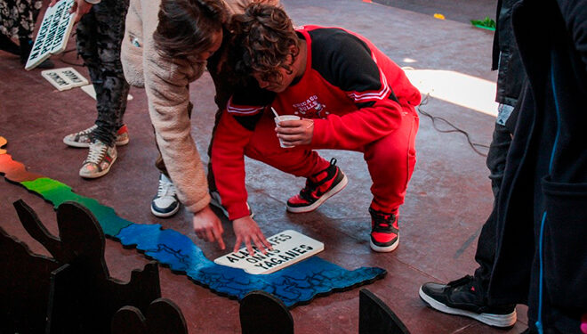 Jóvenes del Centro de Justicia Juvenil de San Bernardo celebraron el Día de los Pueblos Originarios.