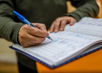 Santiago aclara las observaciones de la Contraloría.