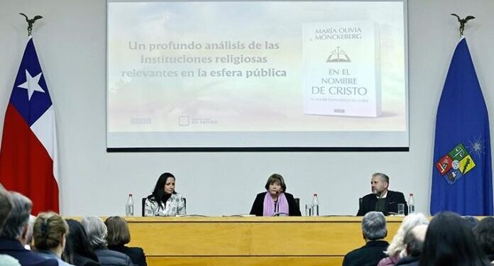 María Olivia Monckeberg nos cuenta sobre su libro que retrata el «Poder Evangélico» en Chile.