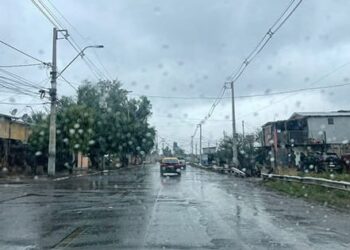 Cortes de luz golpean a Colina por las lluvias y el viento: varios sectores siguen sin energía.