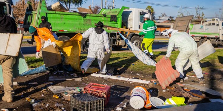 Peñalolén y La Florida se unen para fortalecer la seguridad con un operativo en conjunto.
