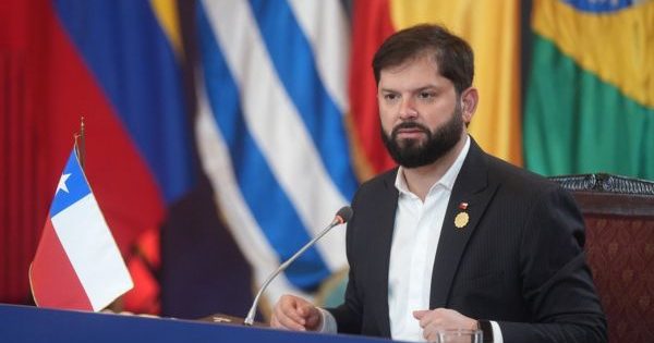 [VIDEO] Presidente Boric hace un llamado a cuidar la democracia ante el crimen organizado y la desinformación.