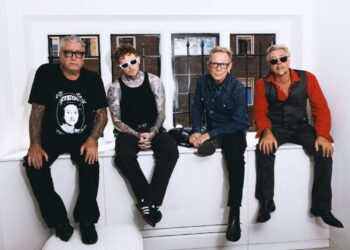 La leyenda del punk se toma el Teatro Caupolicán