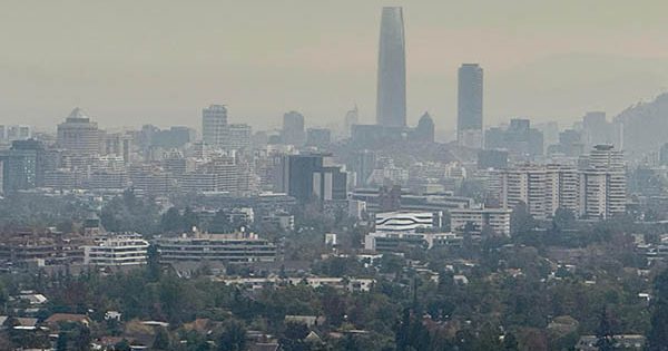 Declaran preemergencia ambiental en la RM para este jueves.