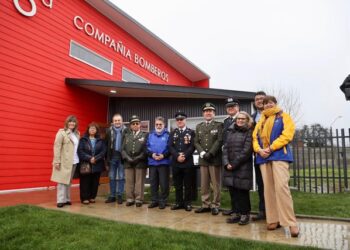 Se inaugura el cuartel de la Sexta Compañía de Bomberos de Río Bueno: la Bomba Suiza ya es una realidad.