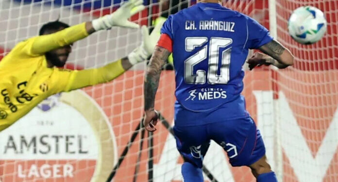 Copa Sudamericana: La U le metió una goleada a Guaraní.