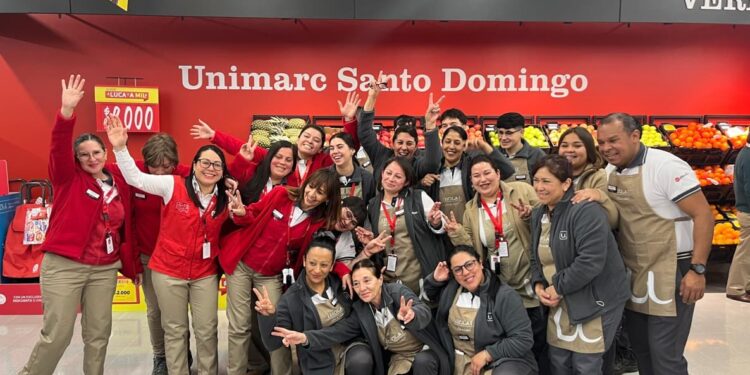 Unimarc inaugura nueva tienda en la comuna de Santo Domingo.