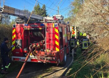 Un incendio dañó una casa en el sector rural de Los Ángeles.