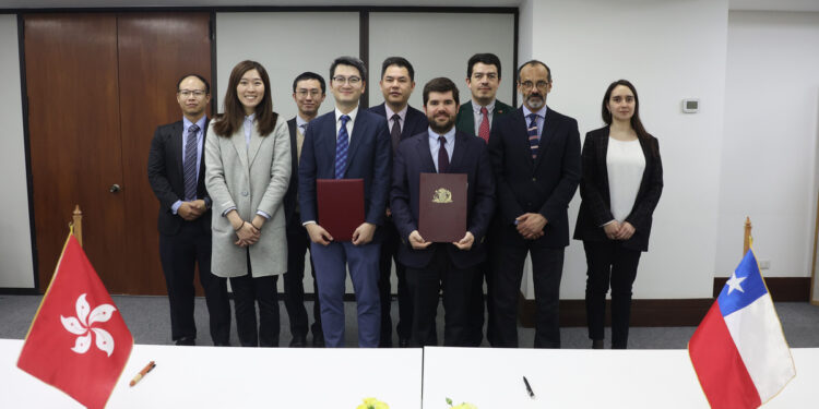 Chile y Hong Kong aumentan vuelos comerciales con nuevo acuerdo.
