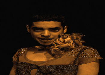 «Noche tan Bella»: una historia sobre identidad, género y perseverancia.