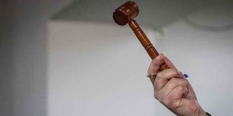 «La Tía Rica» informa sobre un remate virtual de vehículos y especies provenientes de incautaciones fiscales en Talca.