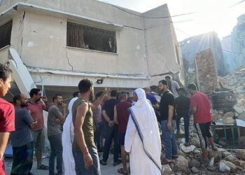 Al menos 19 muertos por un bombardeo israelí en áreas con alta densidad poblacional en Gaza.