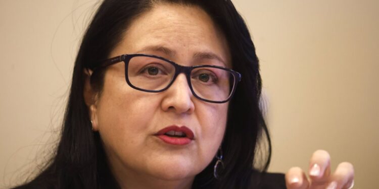 Diputados de RN solicitan a Servel que imponga sanciones al PC tras la publicación de las JJ.CC. en contra de la Contralora.