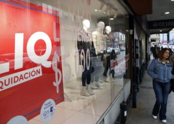 La actividad comercial experimentó un aumento del 6,5% en todos sus sectores en julio.