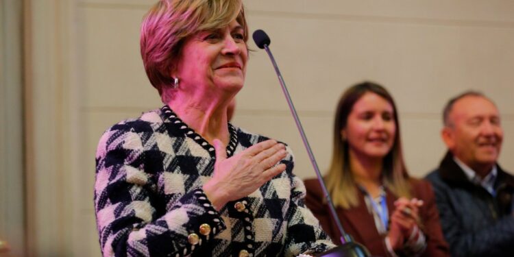 Matthei llama a la unidad en Chile Vamos y alerta sobre los peligros de la polarización.