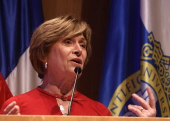 Evelyn Matthei en el Consejo General de la UDI: «Las encuestas no han sido favorables recientemente, pero estamos seguros de que podemos recuperarnos.»