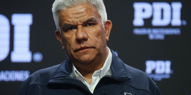 Fiscal decidió no iniciar un procedimiento en contra del Alcalde de Curacaví por obstruir la investigación.