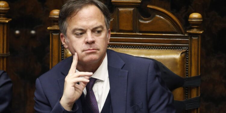 Walker denuncia que la UDI utiliza el caso de Calisto como un «chivo expiatorio» y sostiene que preferirían llegar a acuerdos con republicanos y libertarios.