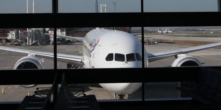 Chile y Hong Kong suscriben un acuerdo para potenciar los intercambios comerciales entre ambos territorios.