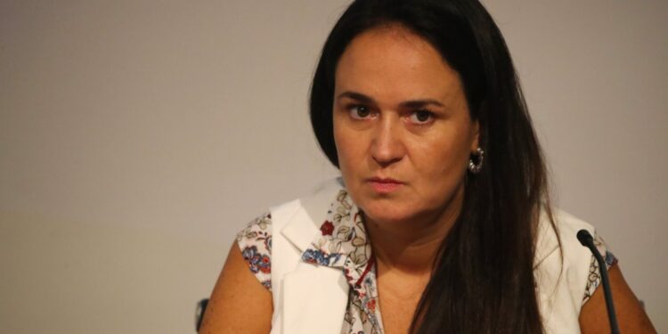 Alcaldesa de San Miguel respalda la consulta sobre el cambio de nombre de Av. Salvador Allende: «El proceso fue transparente».