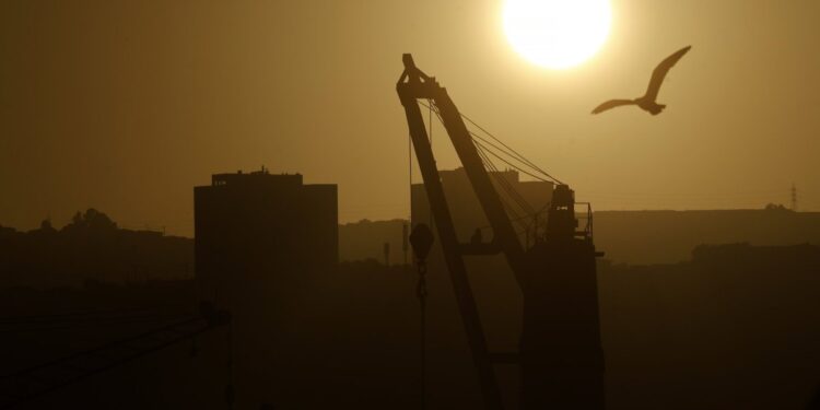 Presentan plan preventivo para la temporada de altas temperaturas en la V Región.