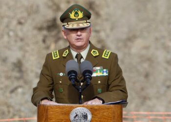 Test de drogas en Carabineros: General Marcelo Araya y el Alto Mando obtuvieron resultado negativo.