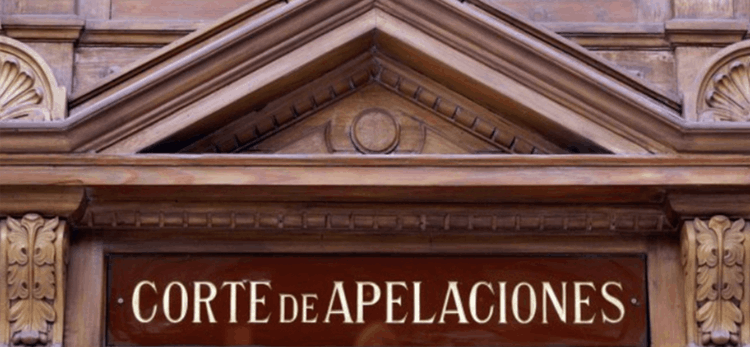 Corte de Santiago recibe demanda contra aseguradora.