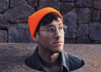 Aire Plástico lanza su primer single «Me Atrapan»