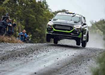 Líderes de la categoría RC4 enfrentan un incendio y se retiran del RallyMobil Curicó.