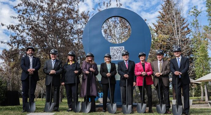 Construcción del espacio inmersivo más grande de Sudamérica.