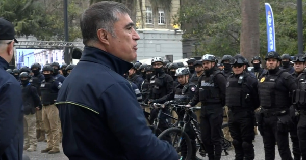 [VIDEO] “Vamos a ir recuperando todos los barrios”: Desbordes muestra a 300 guardias municipales.
