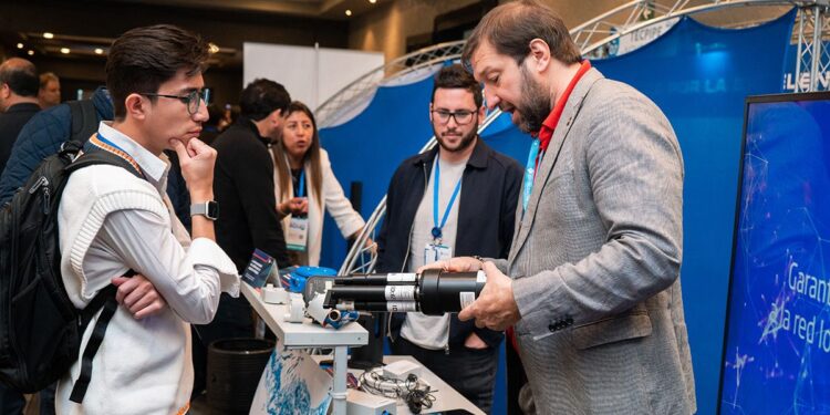 Expo Agua 2025 se toma Santiago para enfrentar la crisis del agua.