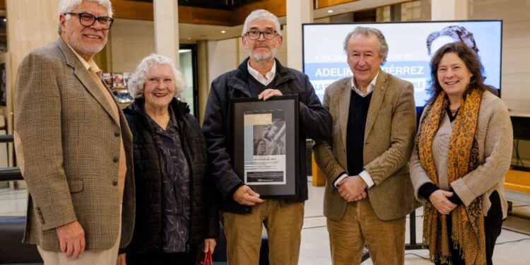 Homenaje al legado de la astrónoma chilena en la FILUNI 2025