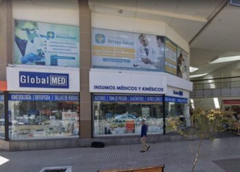 SernamEG denuncia el femicidio en Talca y brinda apoyo a los familiares afectado.