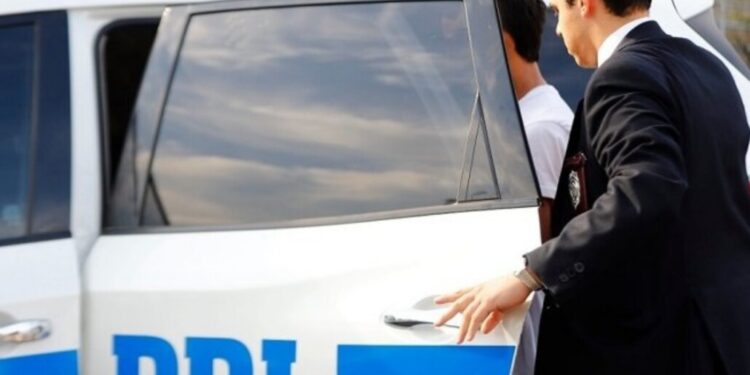 Detienen a dos hombres por un violento asalto que dejó a una carabinera herida de bala en Tucapel.