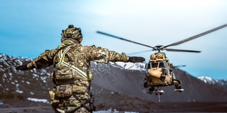 Ejercicios Southern Vanguard en Antuco agrupa a militares de diversas naciones para colaboración conjunta.