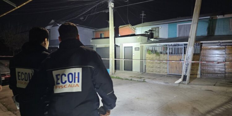En estado crítico se encuentra un hombre que fue baleado junto a su hermano en una fiesta en La Pintana.