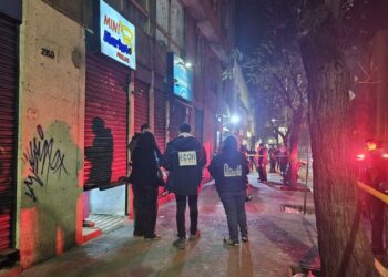 Colombiano fue ultimado a balazos dentro de un minimarket en Santiago.