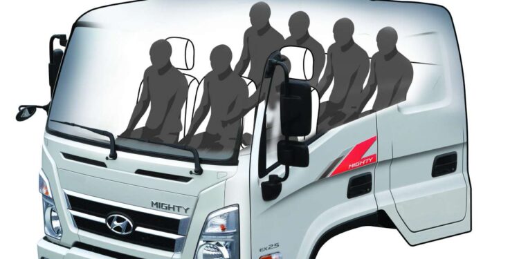 Mighty EX6 Doble Cabina: Ideal para cuadrillas y servicios municipales.