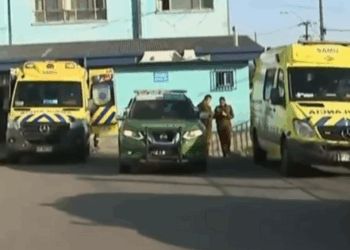 Coronel: mamá se lleva a su guagua de 19 días desde el Hospital San José.