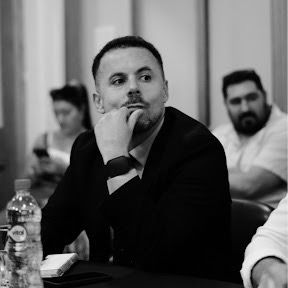 Del iPhone al espíritu emprendedor: Una defensa de la innovación en el sector público.