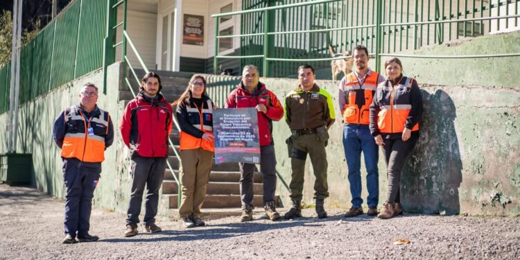 San Clemente intensifica su preparación ante posible actividad volcánica.