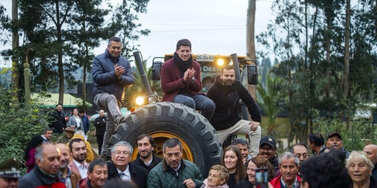 Se destinarán más de $198 millones para pavimentar los caminos rurales de Vichuquén.