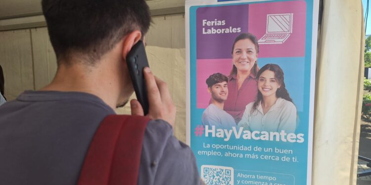 #OportunidadesLaborales: SENCE brinda vacantes para residentes de Curicó
