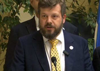 Kaiser sugiere un sueldo mínimo variable: “Un cabro sin experiencia podría tener un salario transitorio más bajo”.