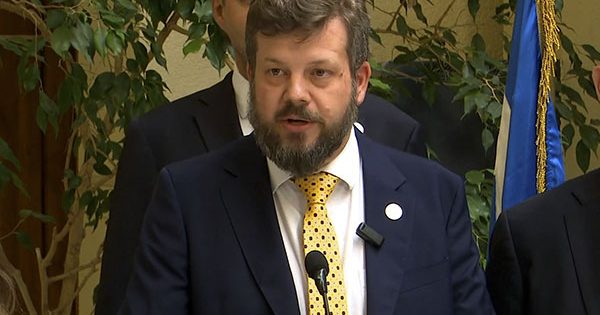 Kaiser sugiere un sueldo mínimo variable: “Un cabro sin experiencia podría tener un salario transitorio más bajo”.